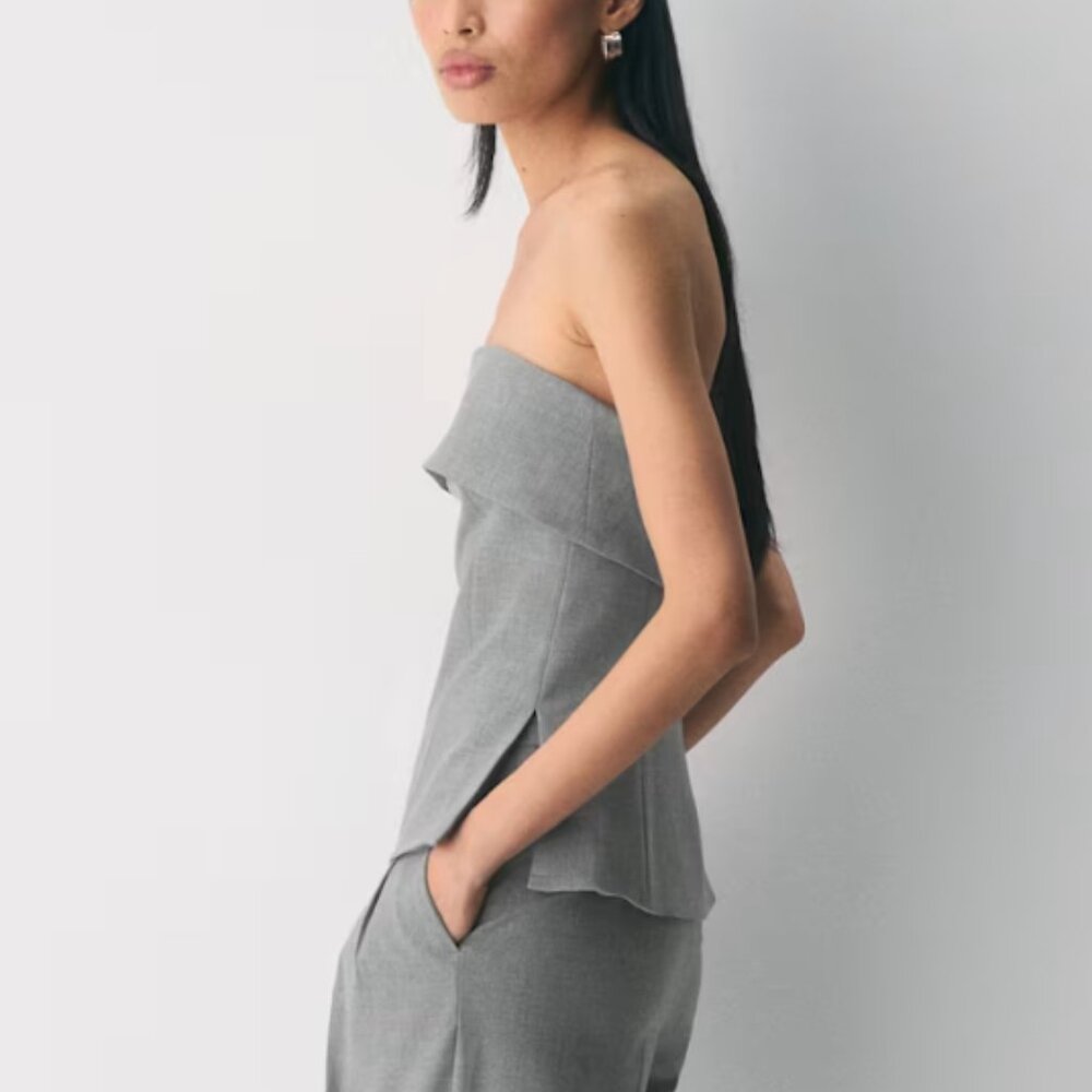 Babaton Element Tube Top - (Re)ssential Softly structured strapless blouse - Picture 5 of 13